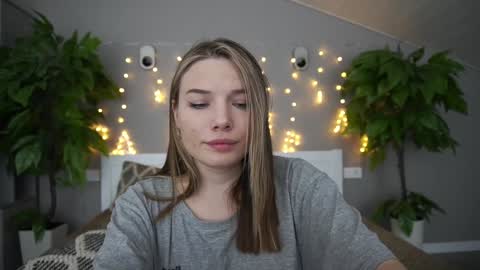 Danielle online show from 01-07-25, 05:53