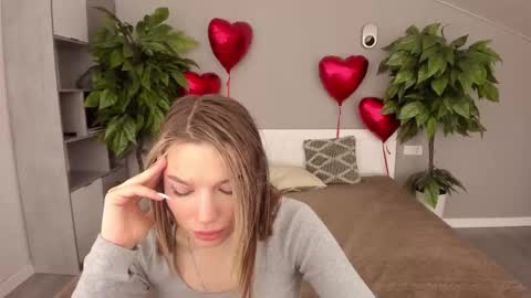 Danielle online show from 02-20-25, 01:40