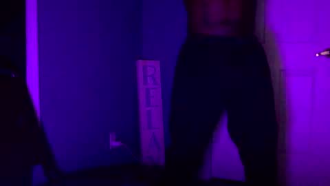 Snapshot of iceecloudz chatting on 10-16-25, 02:23 Shomeagudtyme online show from 10-16-25, 02:23