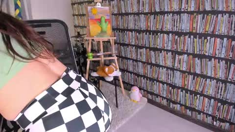 Julia online show from 03-28-26, 09:47