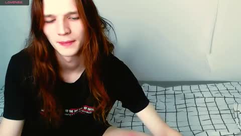 Snapshot of iceseeker2 chatting on 01-07-26, 12:46 Mike online show from 01-07-26, 12:46