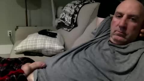 icumming online show from 11-26-25, 03:51