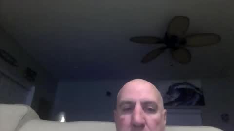 icumming online show from 04-28-26, 03:00