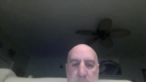 icumming online show from 05-01-26, 01:21