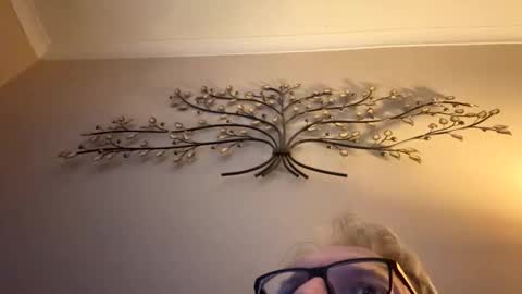 Snapshot of icums4u chatting on 01-06-26, 04:11 icums4u online show from 01-06-26, 04:11