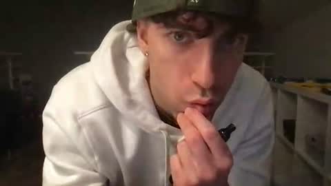 Snapshot of icyninesix chatting on 12-18-24, 11:08 icyninesix online show from 12-18-24, 11:08