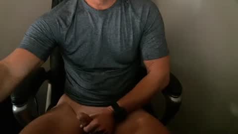 Snapshot of icyou222 chatting on 12-01-24, 06:41 ICU2 online show from 12-01-24, 06:41