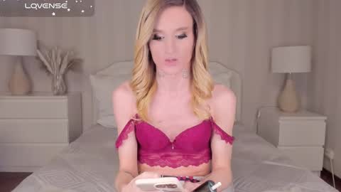 Kesha     - subscribe for more explicit content online show from 02-17-25, 03:42