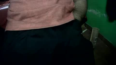 Snapshot of ifanta chatting on 12-09-24, 01:13 Nicolas online show from 12-09-24, 01:13