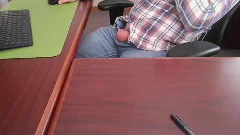 Hung office Stud online show from 01-23-25, 04:04