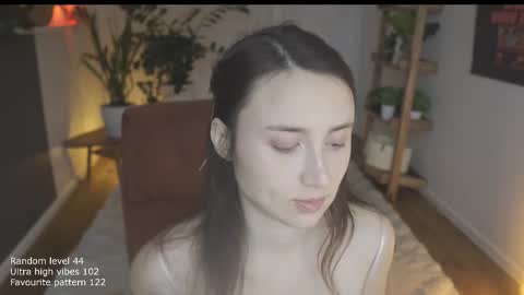 Belle online show from 11-25-25, 12:27