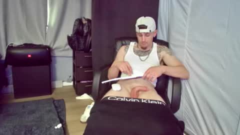 Snapshot of igetherwetter chatting on 02-13-25, 01:05 Amiri Roue online show from 02-13-25, 01:05