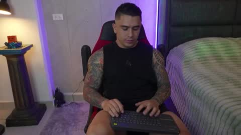 Snapshot of igor_scott chatting on 11-01-25, 01:29 Igor scott online show from 11-01-25, 01:29