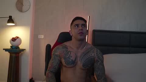 Snapshot of igor_scott chatting on 11-26-25, 05:52 Igor scott online show from 11-26-25, 05:52