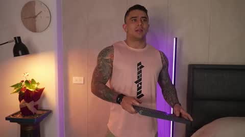 Snapshot of igor_scott chatting on 02-08-26, 02:59 Igor scott online show from 02-08-26, 02:59