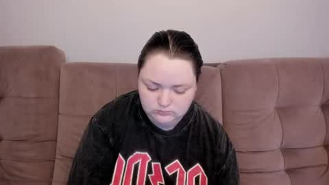 Alice online show from 06-21-26, 07:33