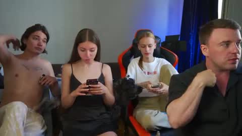 Julia and Mira online show from 06-28-26, 11:38