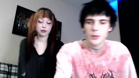 iiiiiiis online show from 09-13-25, 03:45