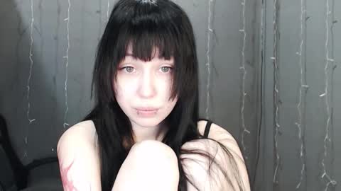 iiiiiiis online show from 03-04-26, 10:16