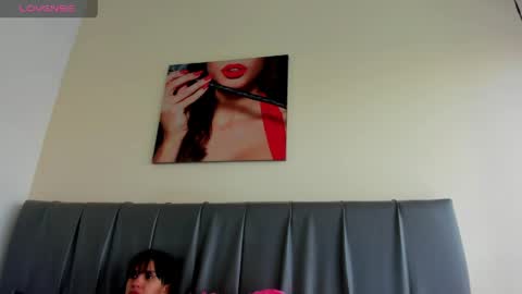 Isabella online show from 04-27-26, 12:25