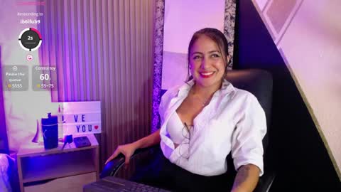 Snapshot of iisabella_smith_ chatting on 01-31-25, 02:39 Isa online show from 01-31-25, 02:39