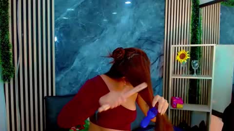 Snapshot of iisalombardi chatting on 01-06-26, 03:32 iisalombardi online show from 01-06-26, 03:32