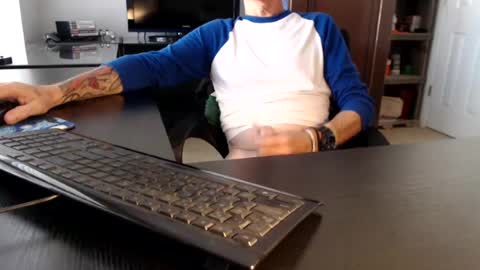 Michael online show from 08-06-26, 10:00