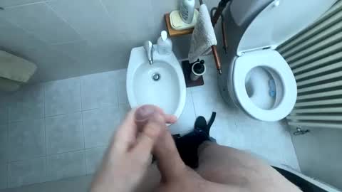 Snapshot of ilconte81 chatting on 01-12-25, 02:52 ilconte81 online show from 01-12-25, 02:52