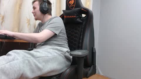 lord online show from 11-25-25, 03:17