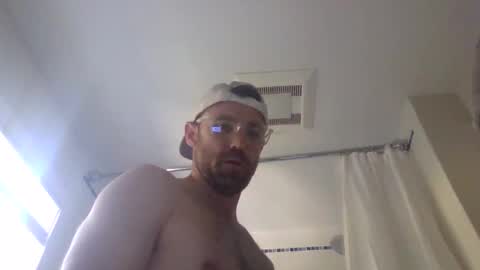 Snapshot of ilikeyou5847 chatting on 10-03-25, 08:28 ilikeyou5847 online show from 10-03-25, 08:28