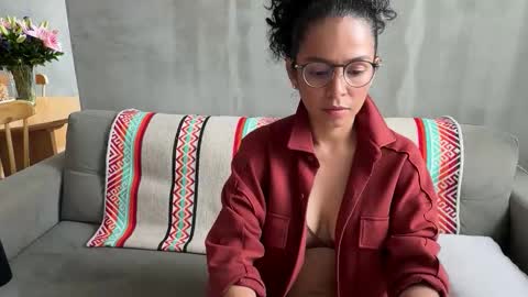 Kloe online show from 05-16-26, 07:23