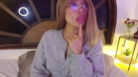 ILAYNA Independient model online show from 06-25-26, 04:34