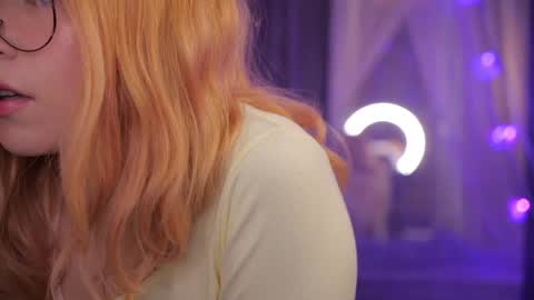 Snapshot of illegaldream chatting on 02-05-26, 06:12 Lindsey and Candice online show from 02-05-26, 06:12