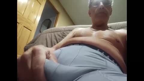 illshowmine1 online show from 03-18-26, 01:47