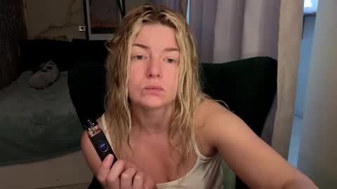 Jenny online show from 04-26-26, 06:11