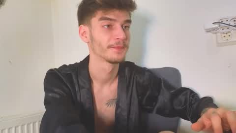 D-Illusion online show from 10-30-25, 02:29