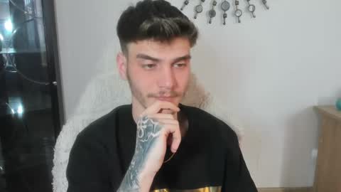 D-Illusion online show from 03-11-26, 02:01