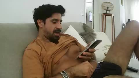 ilmangj90 online show from 09-09-25, 08:47