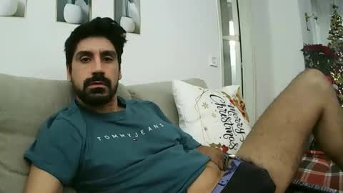 Snapshot of ilmangj90 chatting on 12-15-25, 09:02 ilmangj90 online show from 12-15-25, 09:02