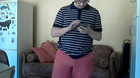 ilovecuteguy79 online show from 06-15-26, 05:20