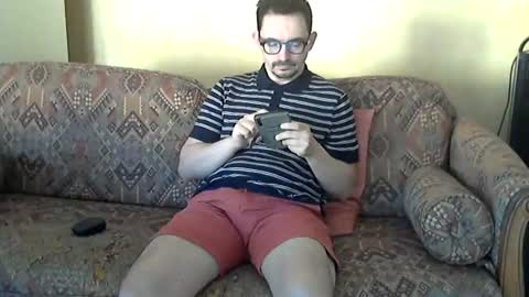 ilovecuteguy79 online show from 06-18-26, 04:57
