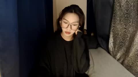 Snapshot of iloveyou28xx chatting on 05-19-26, 08:20 CALL ME JEN YOUR SWEET GIRL 3 online show from 05-19-26, 08:20