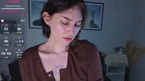 Hello everyone Im Lily online show from 06-11-26, 01:27