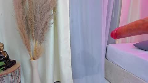 hanna online show from 11-28-25, 08:00