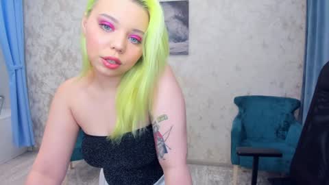 Roxy online show from 02-06-25, 05:51