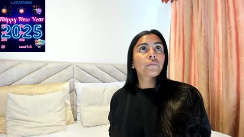 Snapshot of im_amber_ chatting on 01-28-25, 12:43 amber online show from 01-28-25, 12:43