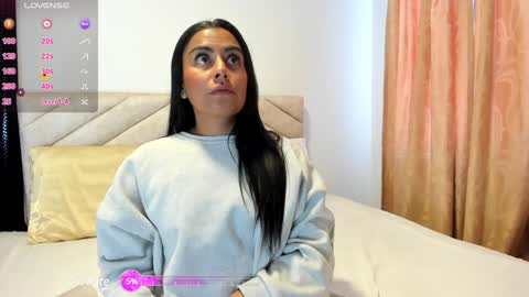 Snapshot of im_amber_ chatting on 02-06-25, 12:37 amber online show from 02-06-25, 12:37