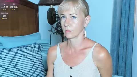 Christine -  online show from 11-06-25, 12:50