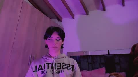 criss online show from 01-18-25, 01:08