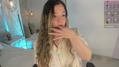 DAHLIA online show from 09-19-25, 09:15